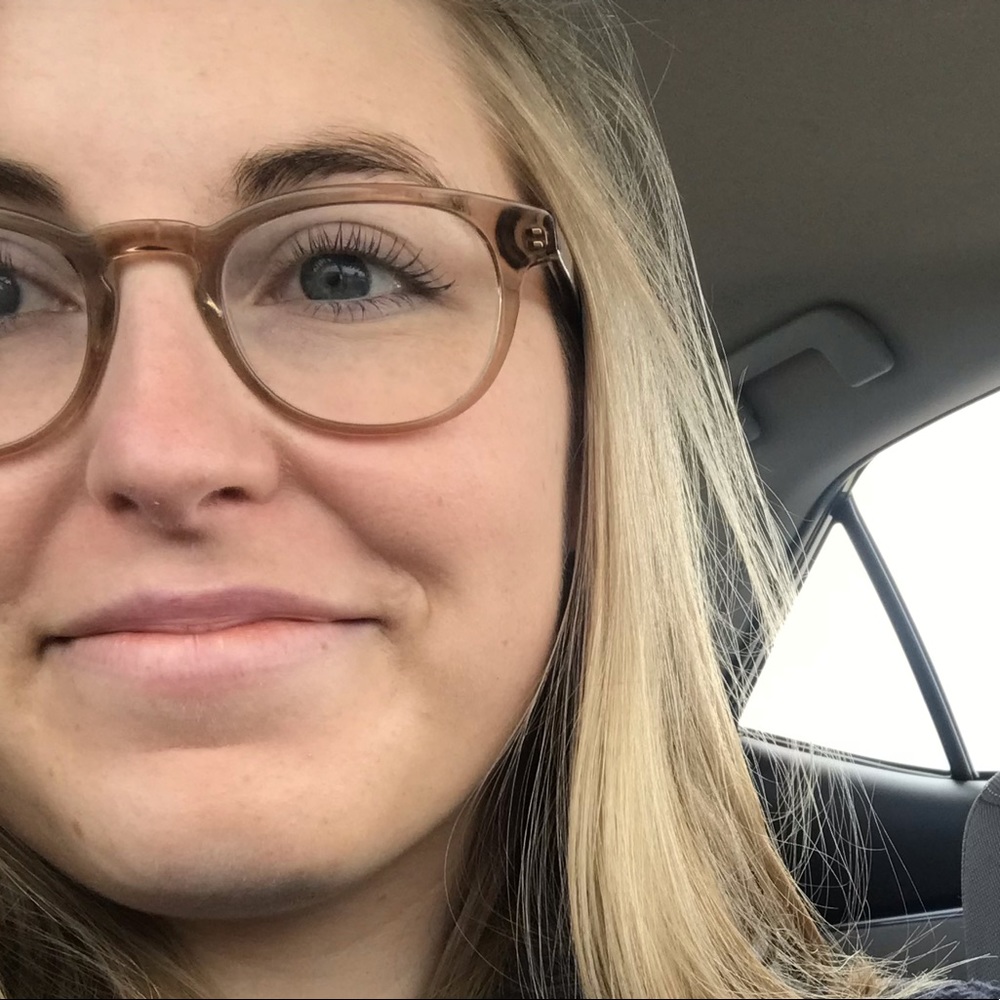 Meet your Posher, Leah